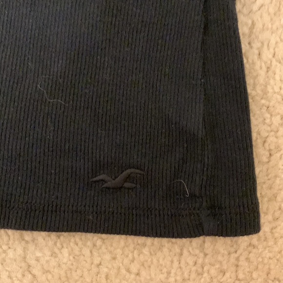 Hollister must-have collection layering tank size small - Picture 2 of 4